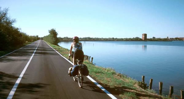 circular en bicicleta por la derecha