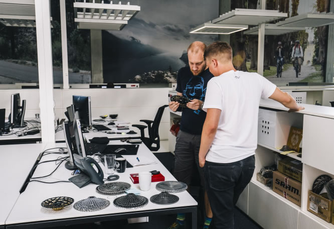 INGENIEROS SRAM EAGLE