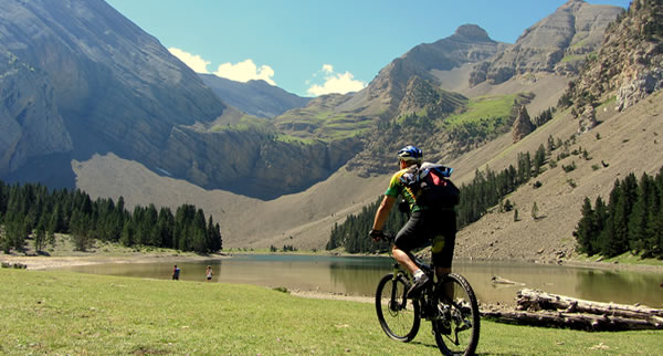 Viajando en bicicleta se descubren paisajes